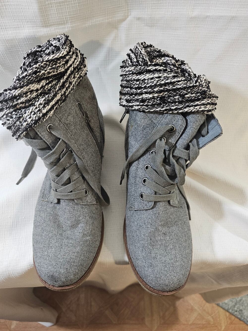 Rocket dog temecula blankie boots Women Lace Up Zipper Mid Top Sz 8.5 Gray